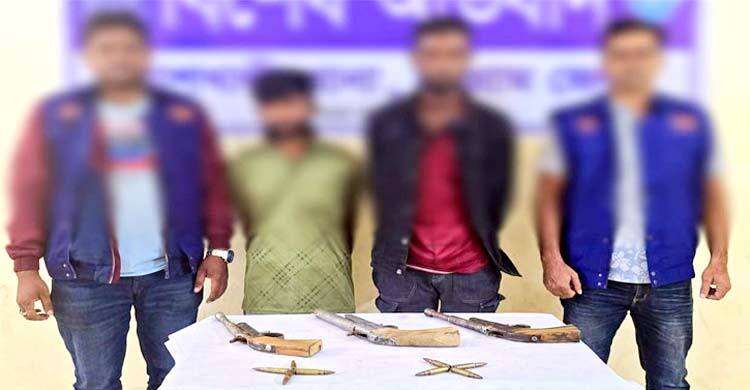 বাঁশখালীতে ডিবির অভিযানে আগ্নেয়াস্ত্র ও গুলি উদ্ধার, গ্রেফতার ২