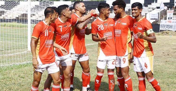 মোহামেডানকে হারিয়ে শিরোপা ধরে রাখলো ১০ জনের কিংস