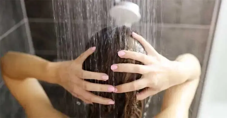 স্বাস্থ্য ভালো রাখতে কখন গোসল করবেন