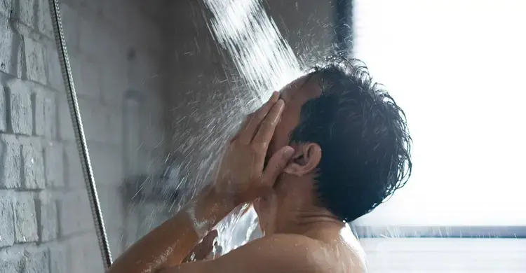 স্বাস্থ্য ভালো রাখতে কখন গোসল করবেন