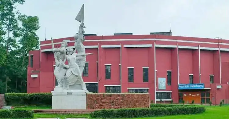 শিক্ষাছুটি শেষে ফেরেননি বাকৃবির ১২ শিক্ষক, পাওনা ৪ কোটি টাকা