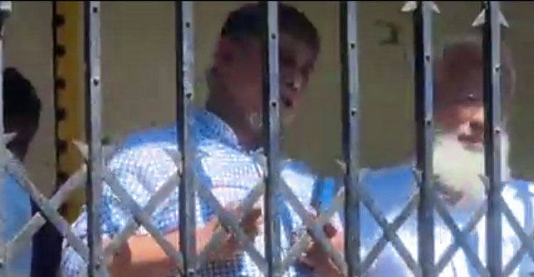 উপাচার্যসহ একাডেমিক কাউন্সিলের সভায় উপস্থিত ২২৭ শিক্ষক অবরুদ্ধ