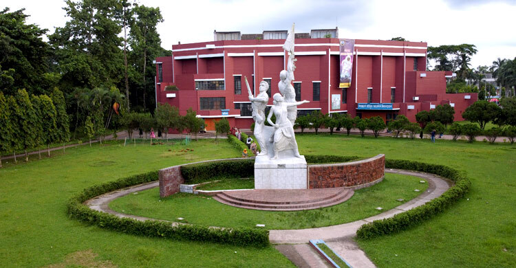 হল ছাড়ার নির্দেশনা প্রত্যাখ্যান বাকৃবি শিক্ষার্থীদের