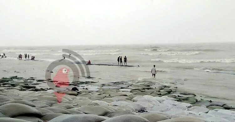 নিম্নচাপে উত্তাল সাগর, বন্দরগুলোতে ৩ নম্বর সতর্কসংকেত