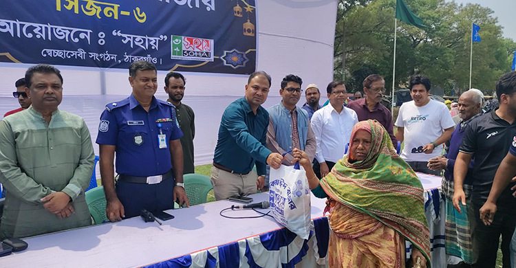 ঠাকুরগাঁওয়ে ৫ টাকায় ঈদের বাজার