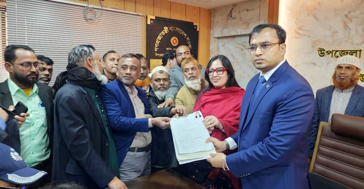 আল্লাহর কি পরিকল্পনা ধানের শীষের বিপক্ষে লড়াই করতে হচ্ছে