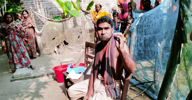 স্ত্রীর সঙ্গে বিচ্ছেদের পর দুধ দিয়ে গোসল