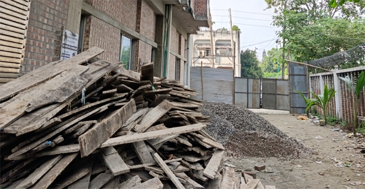 নারায়ণগঞ্জ নির্মাণাধীন ভবন থেকে পড়ে ঠিকাদারের মৃত্যু