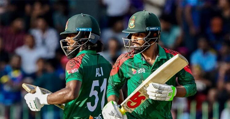 তানজিম সাকিবের শেষের ঝড়ে সম্মানজনক পুঁজি বাংলাদেশের