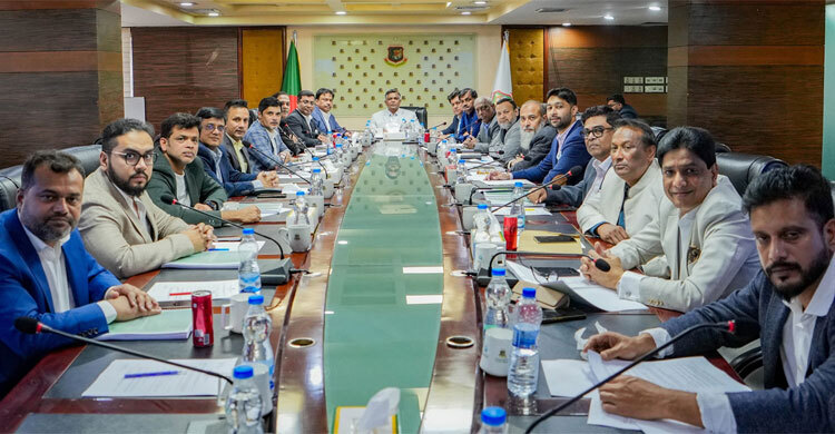 বিসিবির জরুরি সভা; আলোচনায় নারী বিপিএল ও প্রধান নির্বাচক