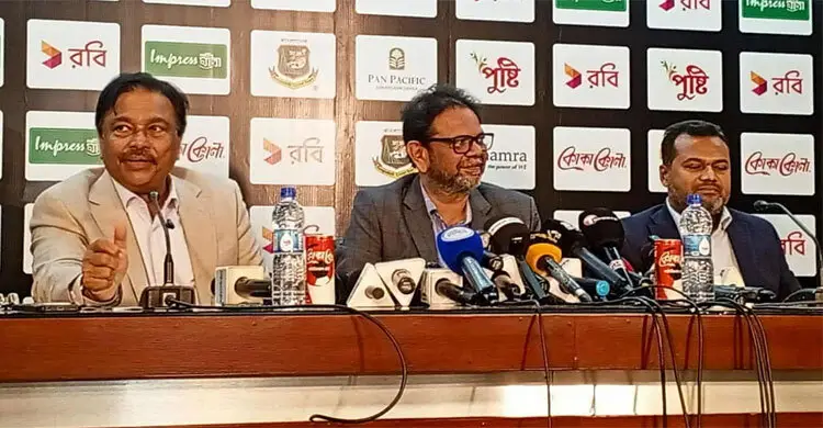 ‘ক্রিকেট বন্ধ প্রতিবাদের ভাষা হতে পারে না, বিকল্প চিন্তায় বিসিবি’