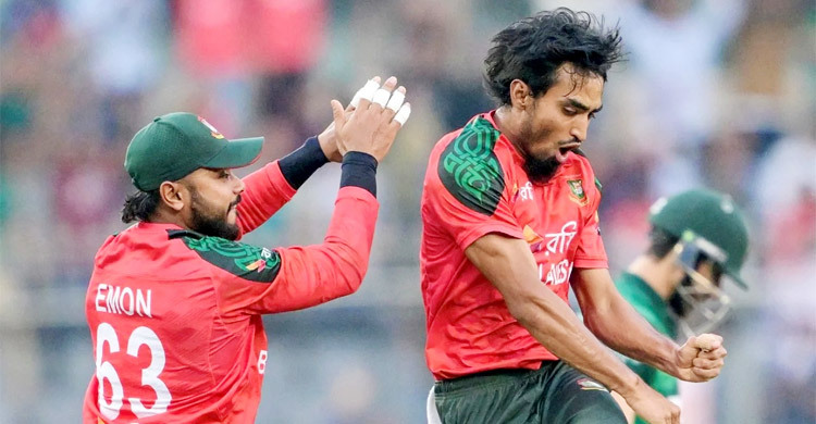 পাকিস্তানকে হোয়াইটওয়াশের বৃত্তে আবদ্ধ করতে পারবে বাংলাদেশ?