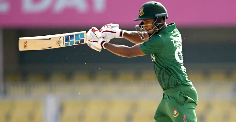 টানা দ্বিতীয় ম্যাচে রান পেলেন তানজিদ তামিম