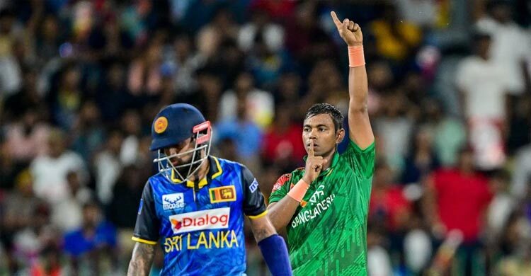 একশর আগে লঙ্কানদের ৪ উইকেট, আশা দেখছে বাংলাদেশ