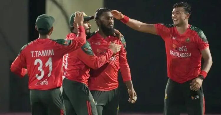 বাংলাদেশকে ১৩৭ রানের লক্ষ্য দিলো নেদারল্যান্ডস