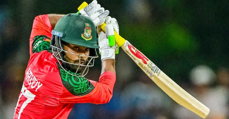 ১০ ওভারে ২ উইকেটে ৬৫ রান বাংলাদেশের