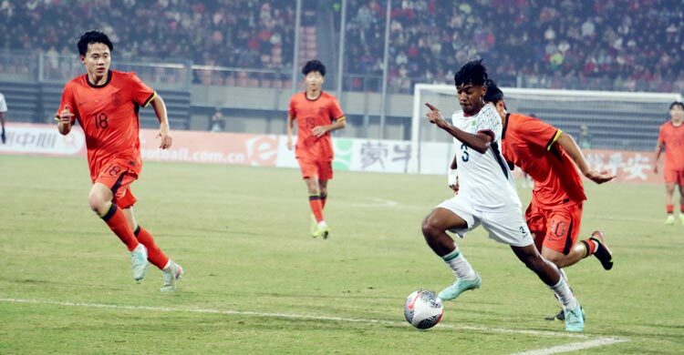 চীনের কাছে বড় ব্যবধানে হেরে বাংলাদেশের বিদায়