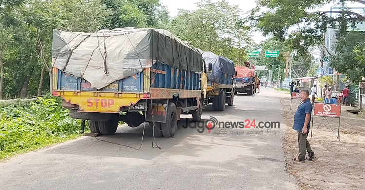 অর্ধেকে নেমেছে আখাউড়া স্থলবন্দরের রপ্তানি