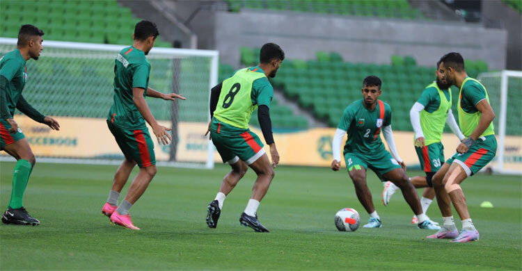 অস্ট্রেলিয়ার বিপক্ষে প্রথমার্ধে ৪ গোল হজম বাংলাদেশের