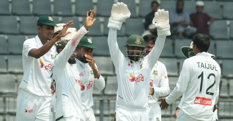 পাকিস্তানকে ফের হোয়াইটওয়াশ, রোমাঞ্চকর জয়ে ইতিহাস গড়লো বাংলাদেশ