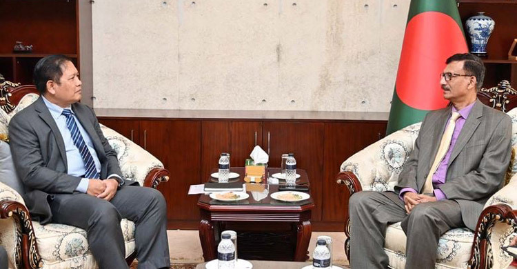 Dhaka concerned at fresh influx of 40,000 Rohingyas