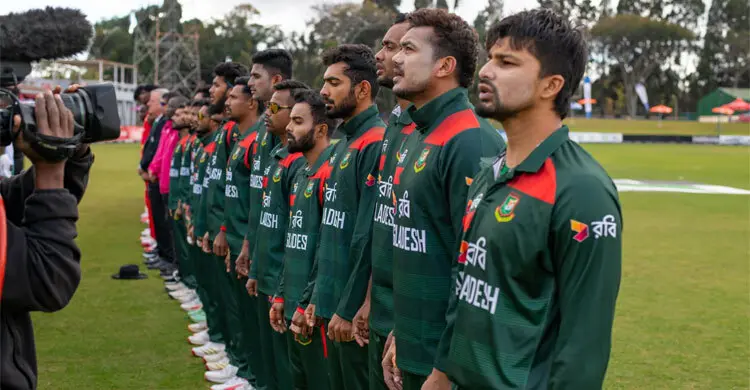 ছোট লক্ষ্য তাড়ায় শুরুতেই বিপদে বাংলাদেশ