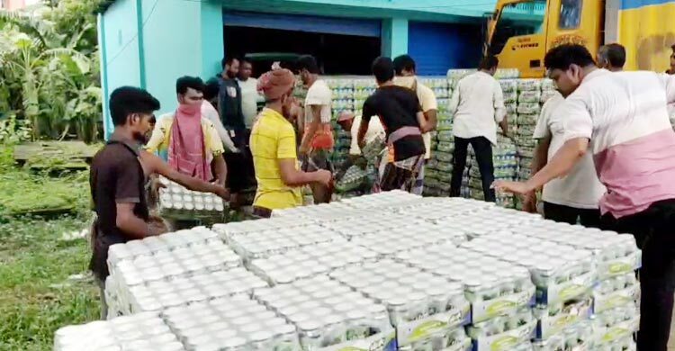 কলাপাড়ায় এ যাবৎকালের বিয়ারের সবচেয়ে বড় চালান জব্দ