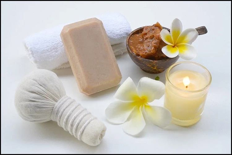 কোরিয়ান নয়, সাউথ ইন্ডিয়ানদের মতো ত্বকের যত্ন নিন