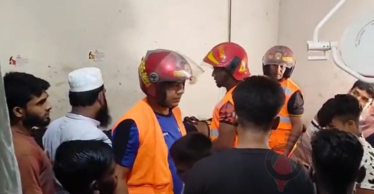 শার্শায় সড়কে ঝরলো ২ জনের প্রাণ