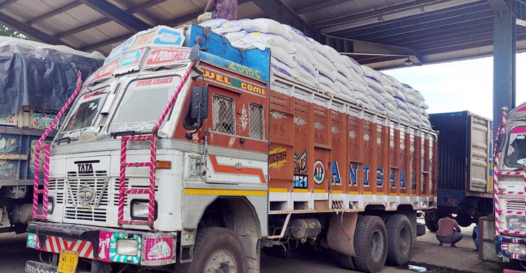 তিন মাসে বেনাপোল দিয়ে ভারত থেকে এলো সাড়ে ১৩ হাজার মেট্রিক টন চাল