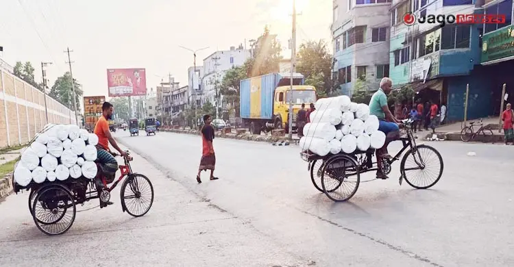 তেলের অজুহাতে বেনাপোলে ট্রাকভাড়া বেড়েছে ৬ হাজার
