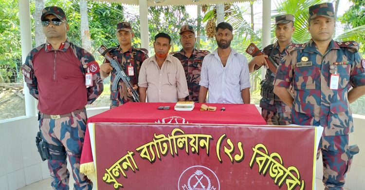 শার্শা সীমান্তে সোয়া ২ কেজি সোনাসহ দুই পাচারকারী আটক