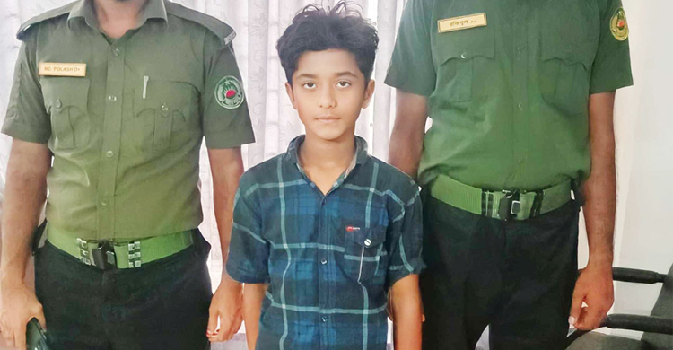 ভারতে পাচারকালে বেনাপোল সীমান্ত থেকে শিশু উদ্ধার