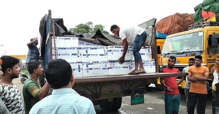 বেনাপোল দিয়ে সাতদিনে ভারতে গেলো ১০৩ টন ইলিশ