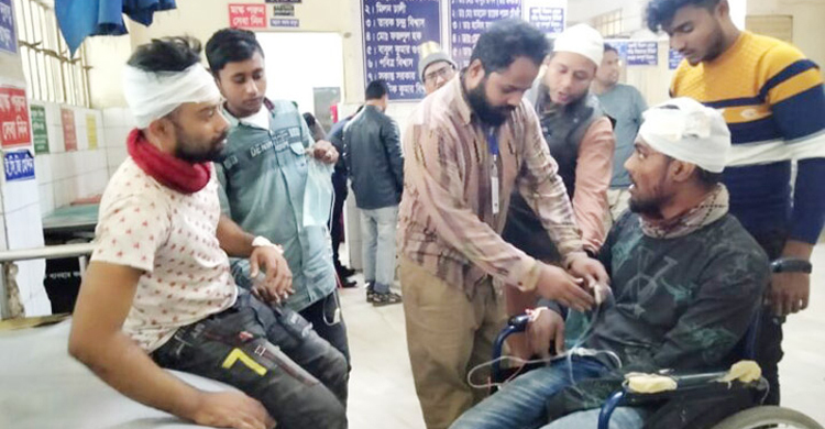 বেনাপোলে নৌকার ৩ কর্মীকে ছুরিকাঘাত