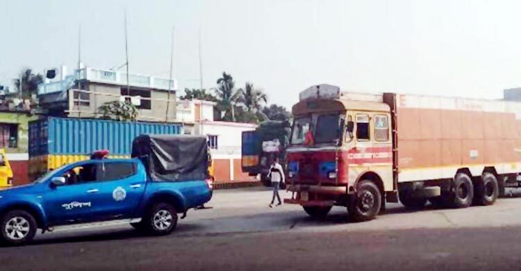 বেনাপোল দিয়ে ১২৫ টন বিস্ফোরক আমদানি