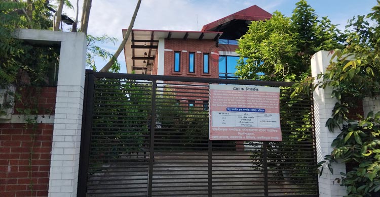 বেনজীরের সেই আলিশান বাড়িতে এখন সুনসান নীরবতা