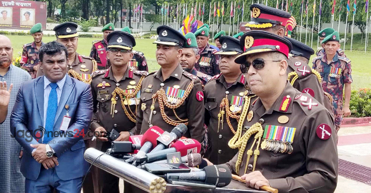 ভারতীয় নাগরিক ও রোহিঙ্গাদেরও ঠেলে দিচ্ছে বিএসএফ: বিজিবি ডিজি