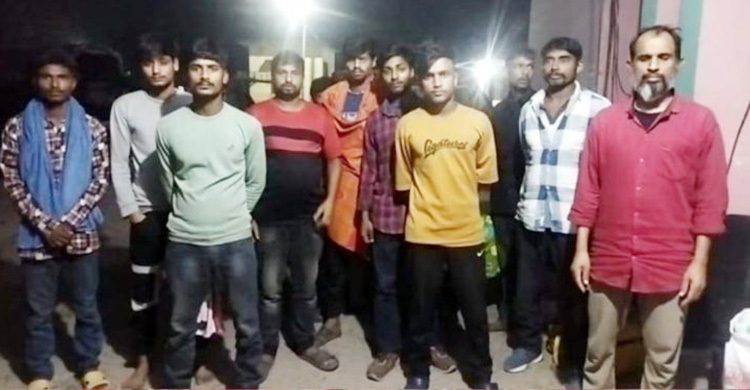 পতাকা বৈঠকে ২৪ বাংলাদেশিকে ফেরত দিলো বিএসএফ