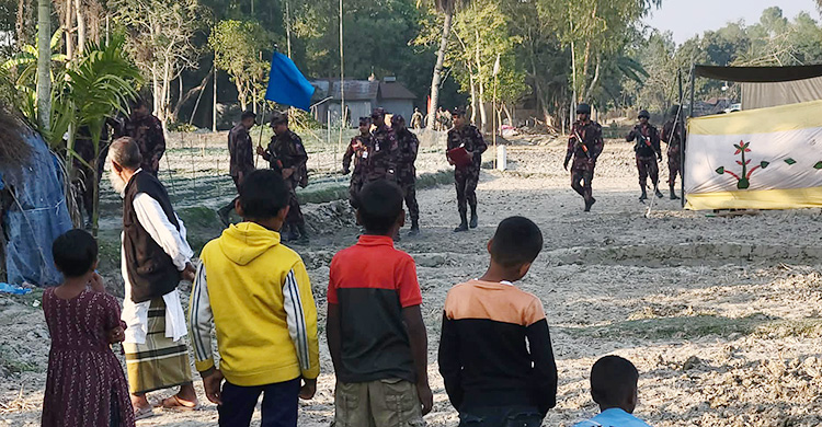 সীমান্তে সড়ক নির্মাণ নিয়ে কথা রাখেনি বিএসএফ, ফের পতাকা বৈঠক