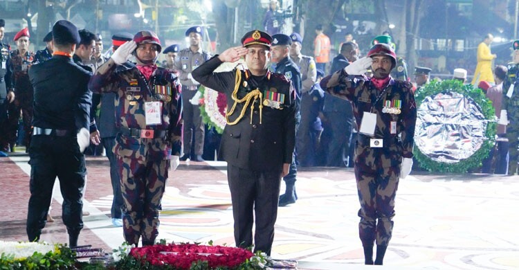 ভাষা শহীদদের প্রতি বিজিবি মহাপরিচালকের শ্রদ্ধা