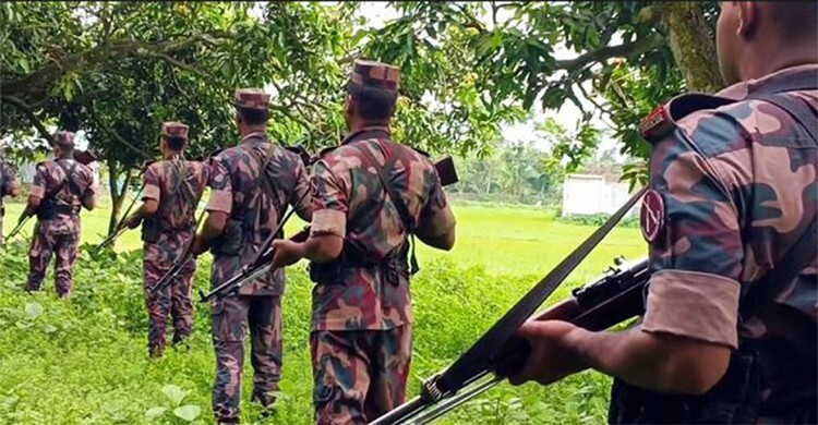 যুদ্ধে তেল সংকটের শঙ্কা, পাচার ঠেকাতে সীমান্তে সতর্ক বিজিবি