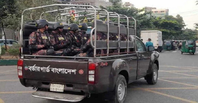 ঈদযাত্রা নির্বিঘ্ন করতে ঢাকা ও গাজীপুরে বিজিবি মোতায়েন