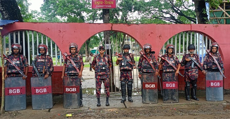 শোলাকিয়ায় ঈদ জামাত সকাল ৯টায়, নিরাপত্তায় দুই প্লাটুন বিজিবি মোতায়েন
