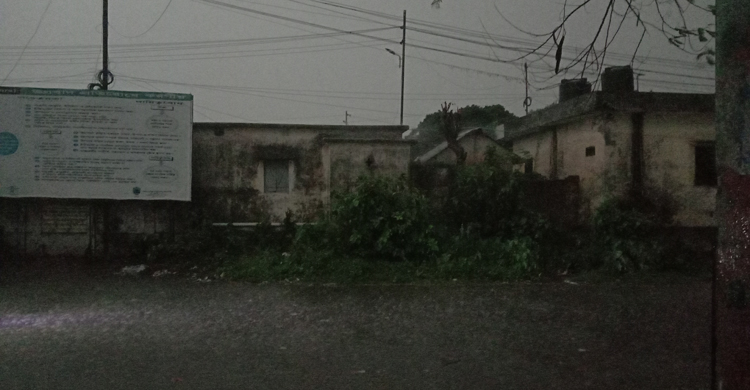 শেষ বিকেলে ভৈরবে স্বস্তির বৃষ্টি