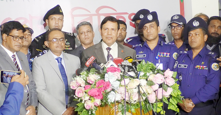 জাল ভোট একটি পেলেও কেন্দ্র বন্ধ: ইসি আহসান হাবিব