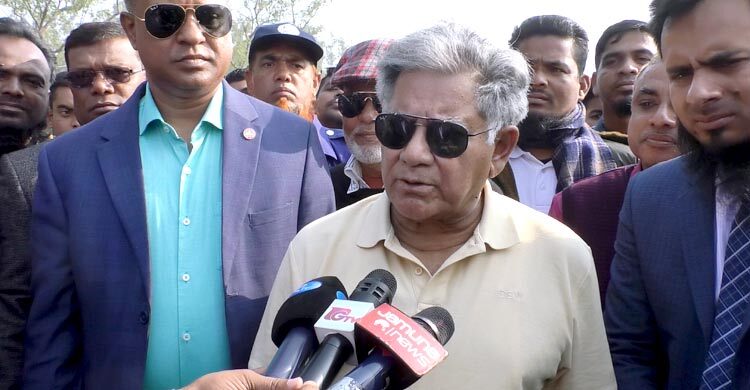 উন্নয়নের নামে বড় বড় প্রকল্পে লুটপাট হয়েছে: উপদেষ্টা সাখাওয়াত