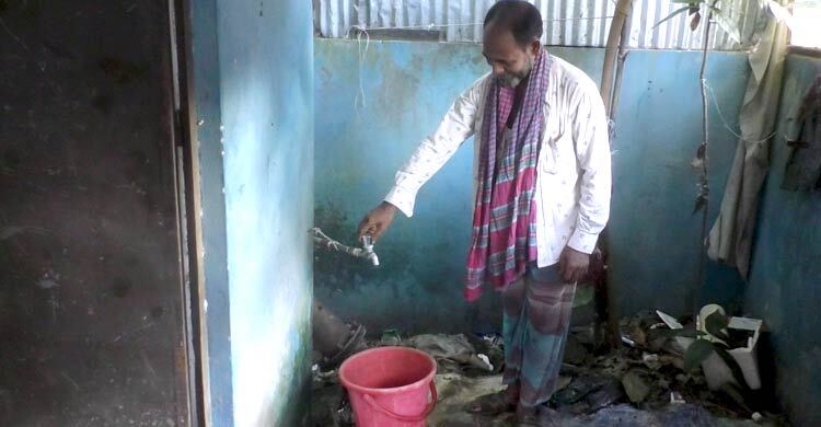 তিন মাস ধরে পানি না পেলেও বিল গুনছেন গ্রাহকরা