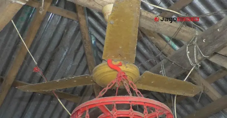 ৪ বছরেও জোড়া লাগেনি সাবমেরিন ক্যাবল, আজও অন্ধকারে মদনপুর ইউনিয়ন
