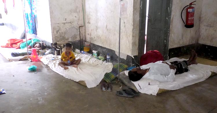 ৩ চিকিৎসক দিয়েই চলছে মনপুরা স্বাস্থ্য কমপ্লেক্স